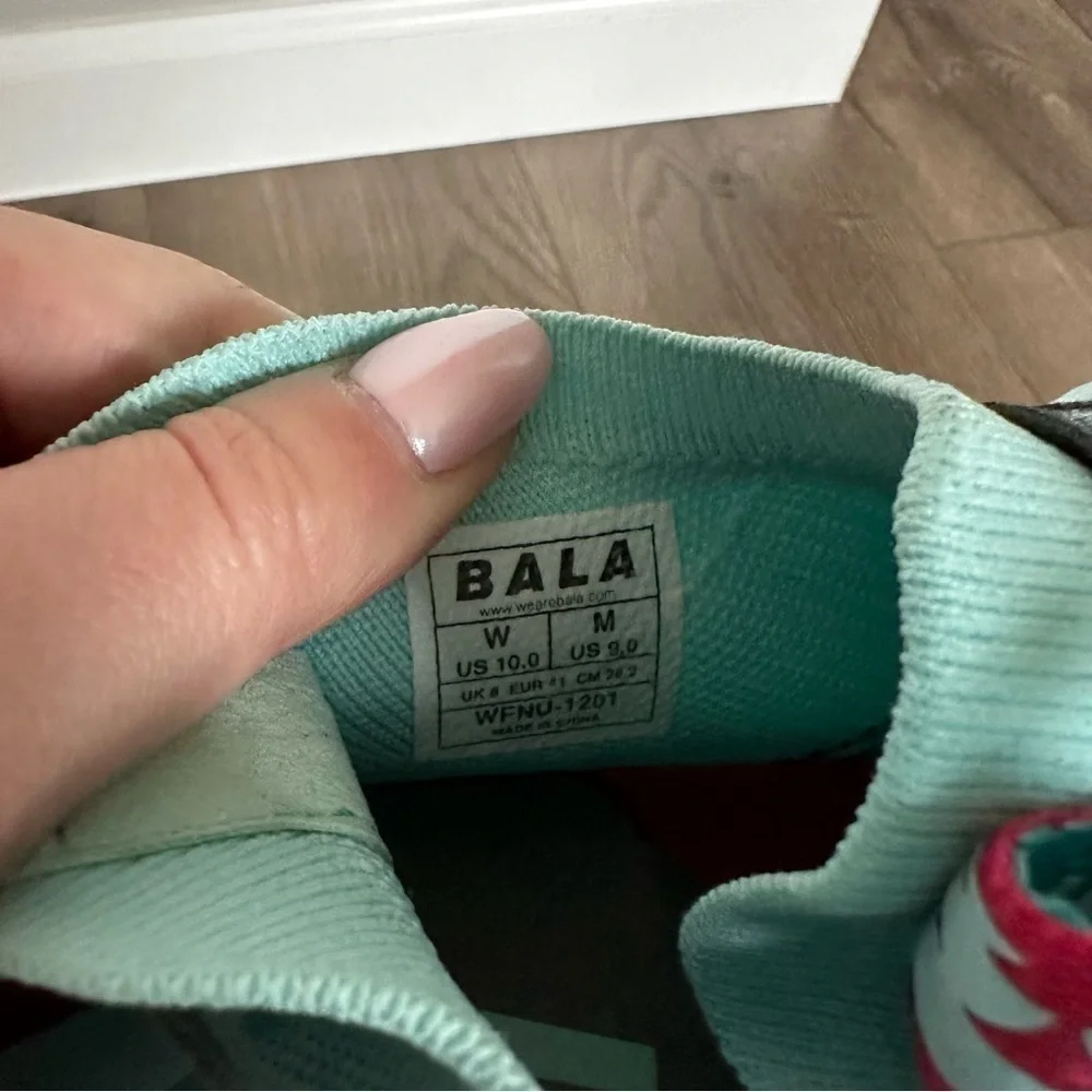 BALA Twelves Performance Nursing Sneakers Lace Up Daybreak Blue Size 10 Women’s